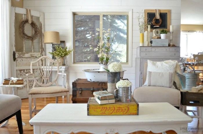 Antique rustic farmhouse decor