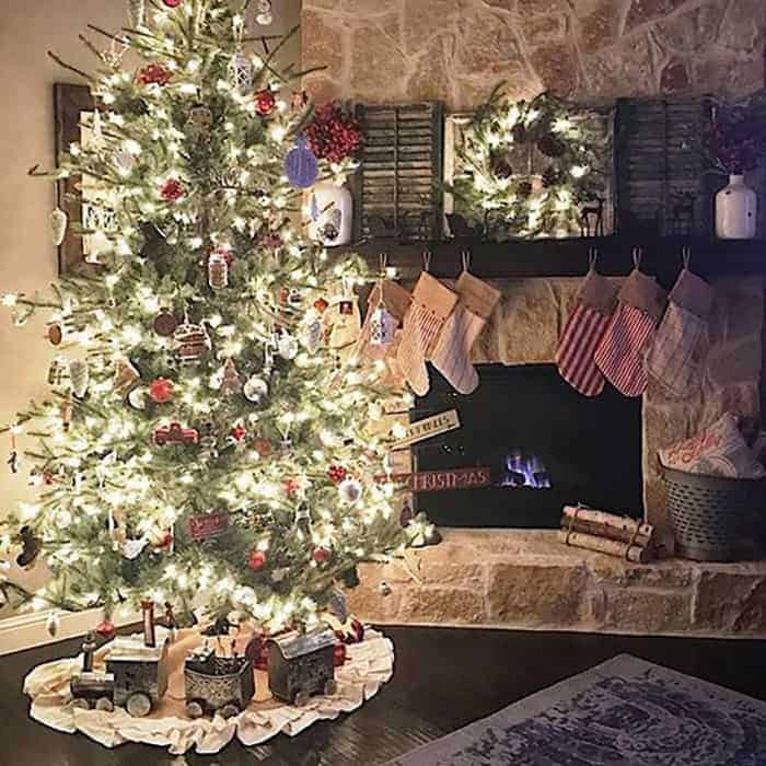 Christmas tree decor rustic